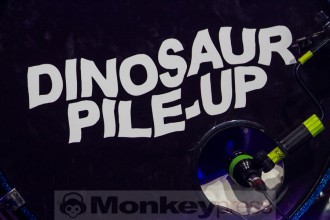 Fotos: DINOSAUR PILE-UP