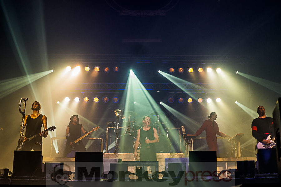 Stahlzeit © Jana Breternitz