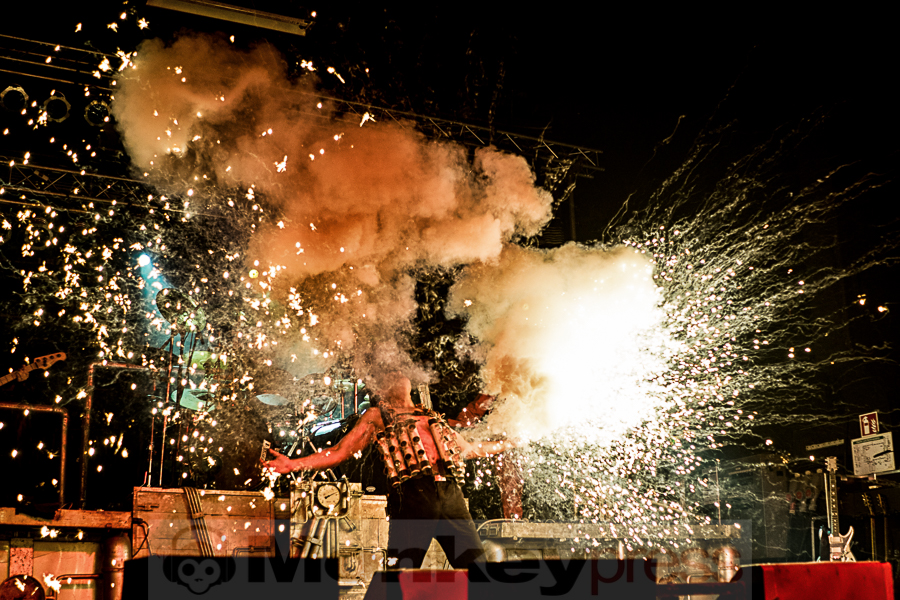 Stahlzeit © Jana Breternitz