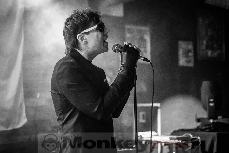 Knight$, © Michael Gamon