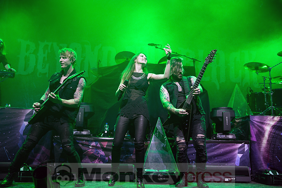 Beyond The Black, © Marcus Nathofer