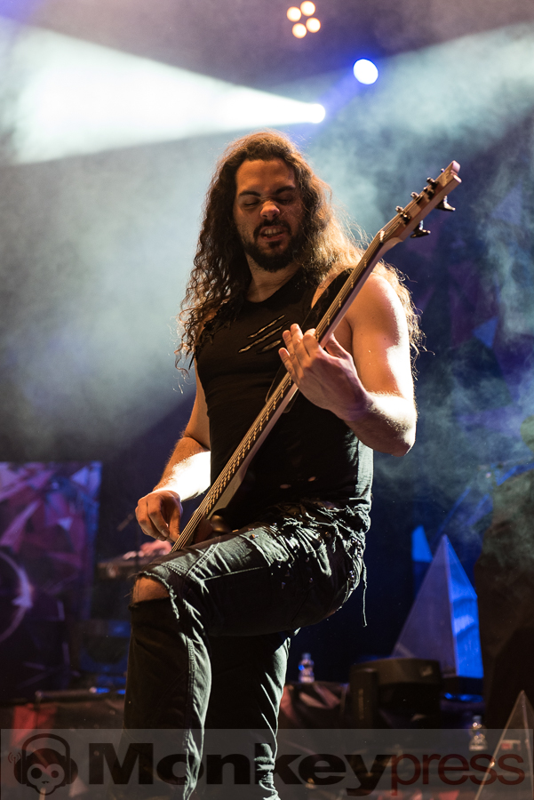 Beyond the Black © Thomas Papenbreer