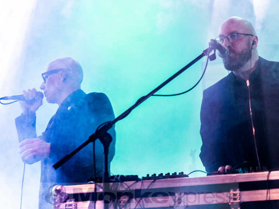 Covenant, © Dietmar Grabs