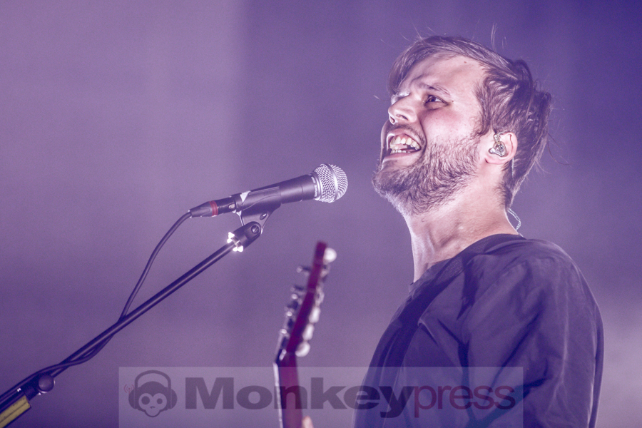 White Lies, © Ant Palmer