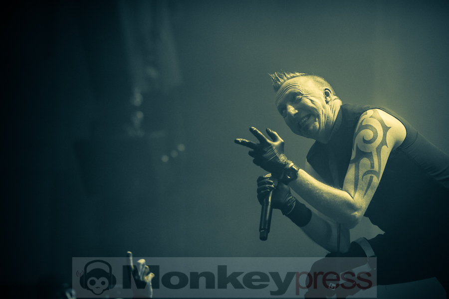 2017-03-11 Suicide Commando-Bild-008