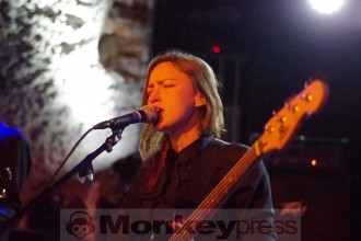 Fotos: ESBEN AND THE WITCH