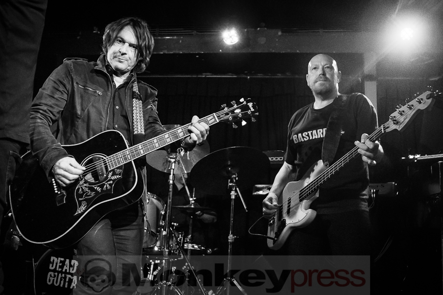 Dead Guitars, © Michael Gamon