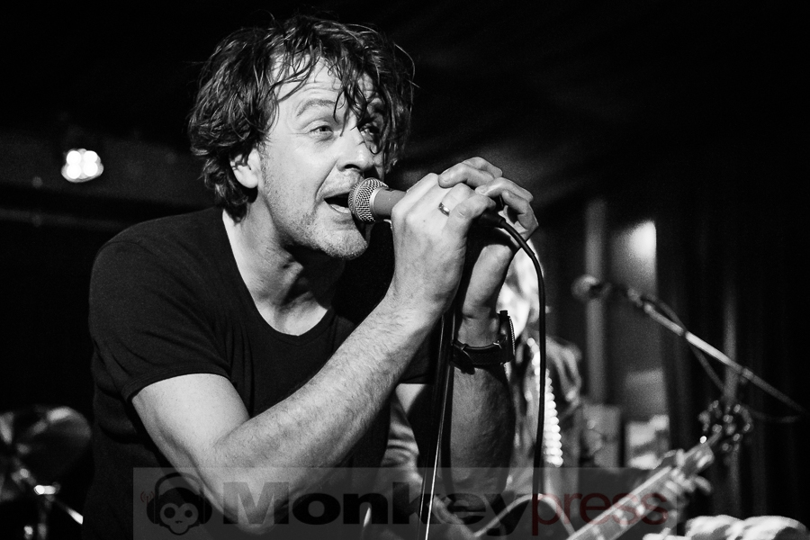 Dead Guitars, © Michael Gamon