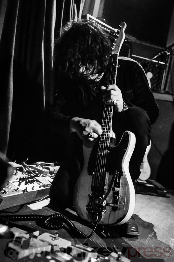 Dead Guitars, © Michael Gamon