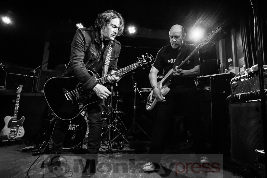 Dead Guitars, © Michael Gamon