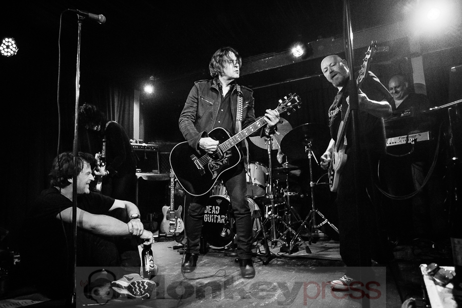 Dead Guitars, © Michael Gamon