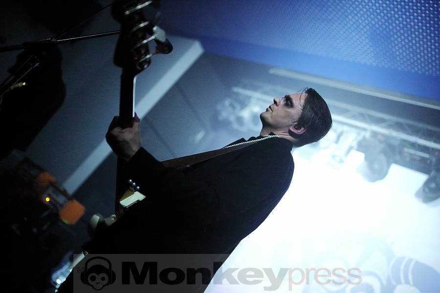 Then Comes Silence, © Michael Nowakowski