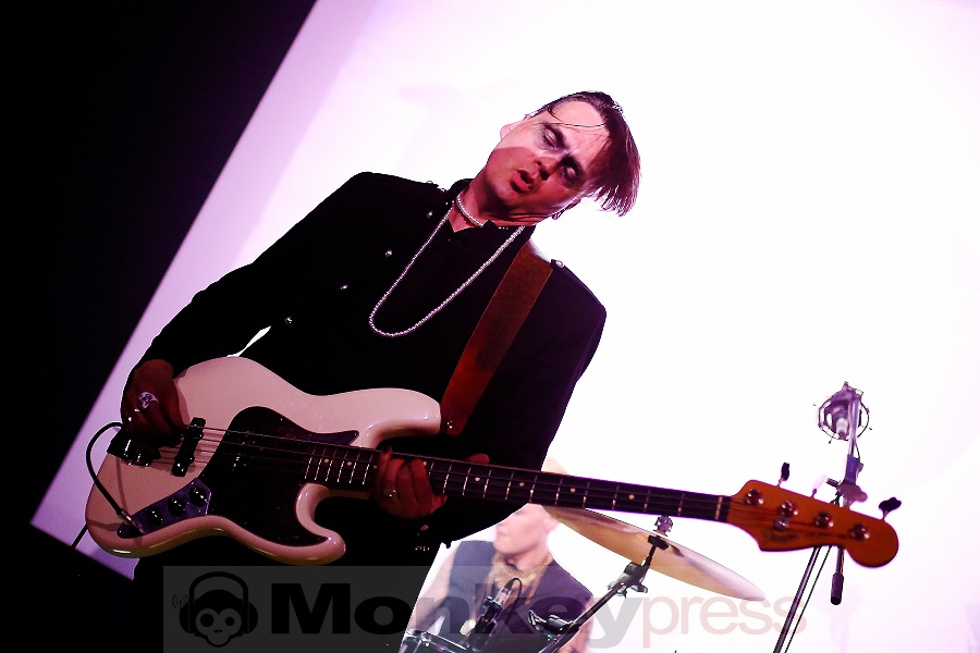 Then Comes Silence, © Michael Nowakowski