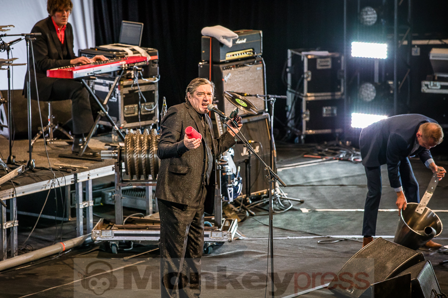 Einstürzende Neubauten, © Michael Gamon