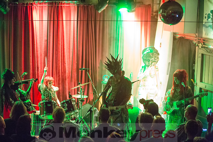 2017-05-10 The Red Paintings-Bild01 THE RED PAINTINGS, ©Marcus Nathofer