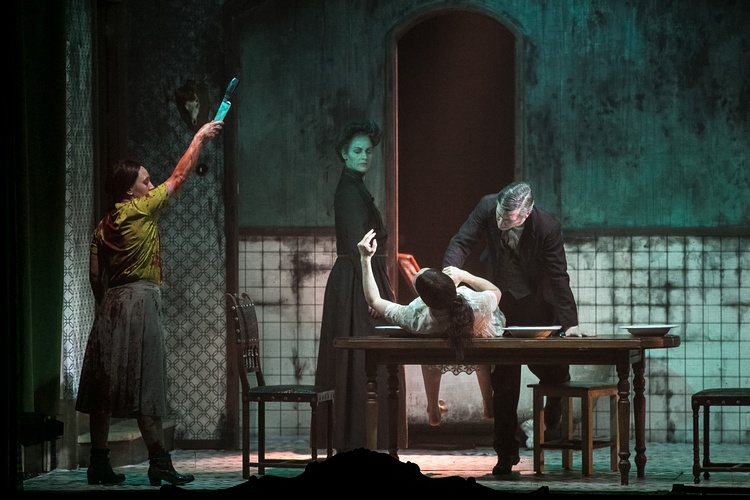 HORROR - Ein atemberaubender Alptraum (Theaterstück) - London, Peacock Theatre (28.05.2017) HORROR - Ein atemberaubender Alptraum (Theaterstück) - London, Peacock Theatre (28.05.2017)
