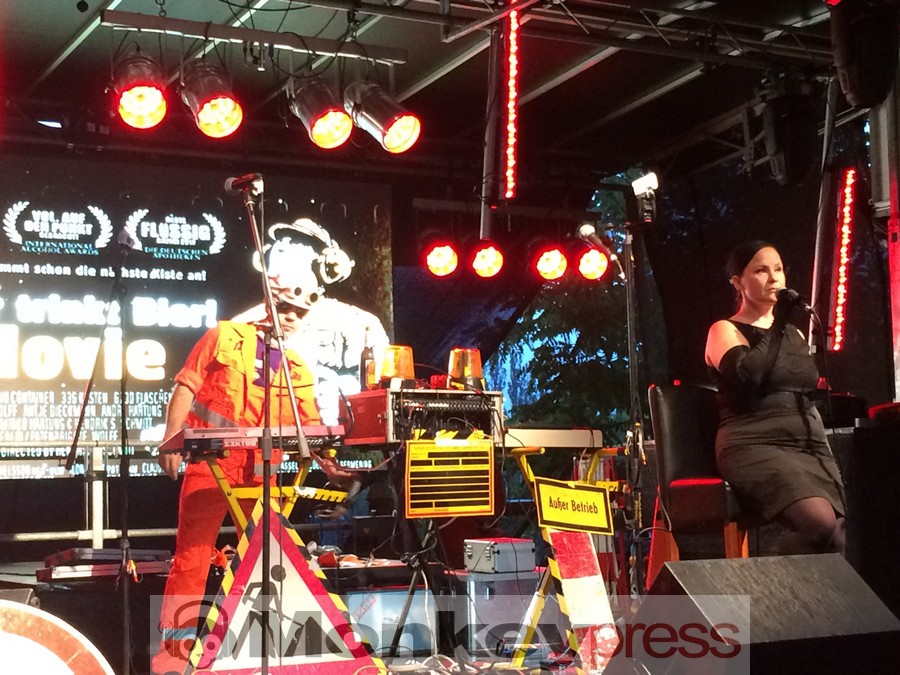 Patenbrigade:Wolff, (c) Anita Zeidler - Handyfoto Patenbrigade:Wolff, (c) Anita Zeidler - Handyfoto