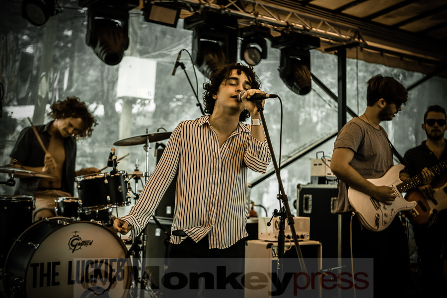 Luckies - (c) Frank Halfmeier