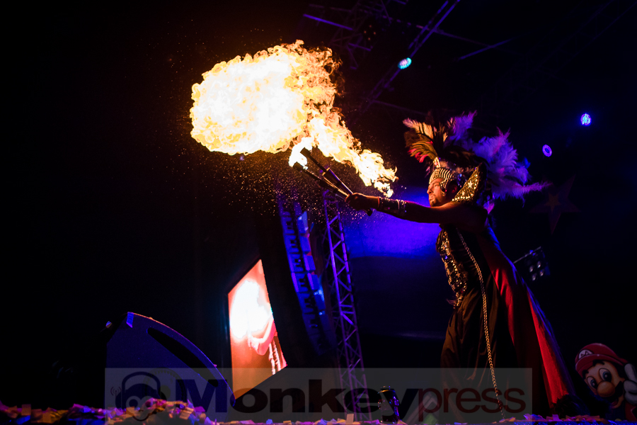 Feuerschlucker, © Michael Gamon