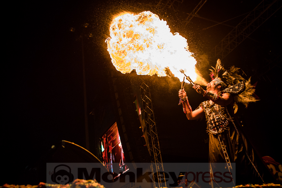 Feuerschlucker, © Michael Gamon