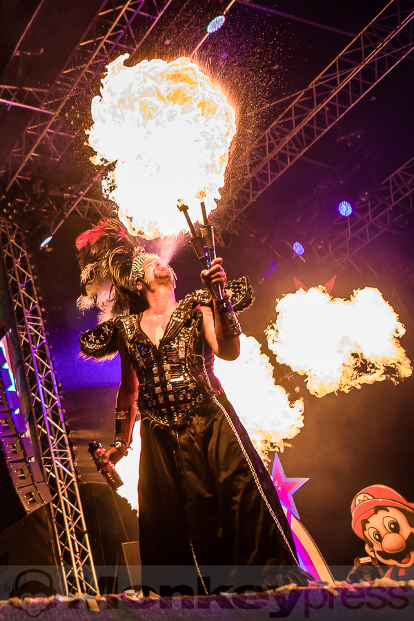 Feuerschlucker, © Michael Gamon