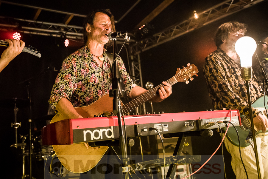 M. Walking On The Water, © Michael Gamon