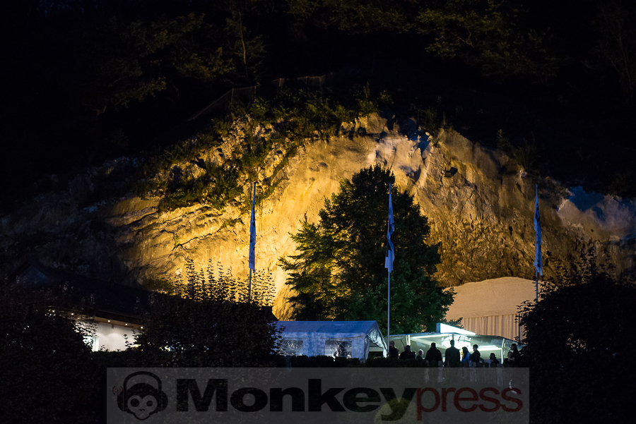 © Thomas Papenbreer