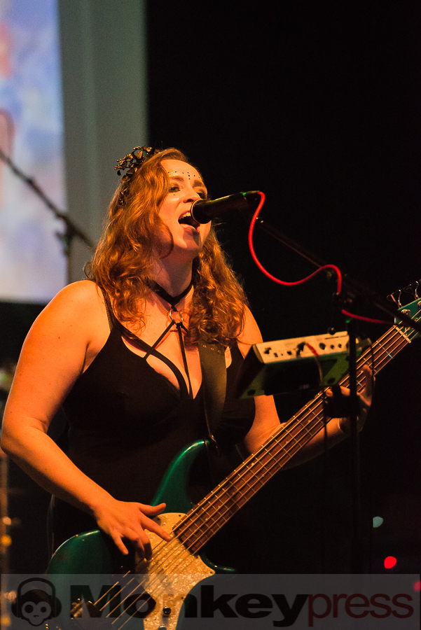 LOTUS THIEF © Thomas Papenbreer