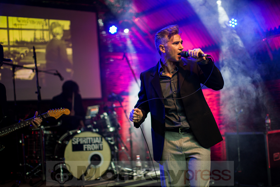 Spiritual Front, © Thomas Bunge