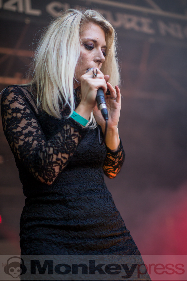 Saigon Blue Rain, © Thomas Bunge