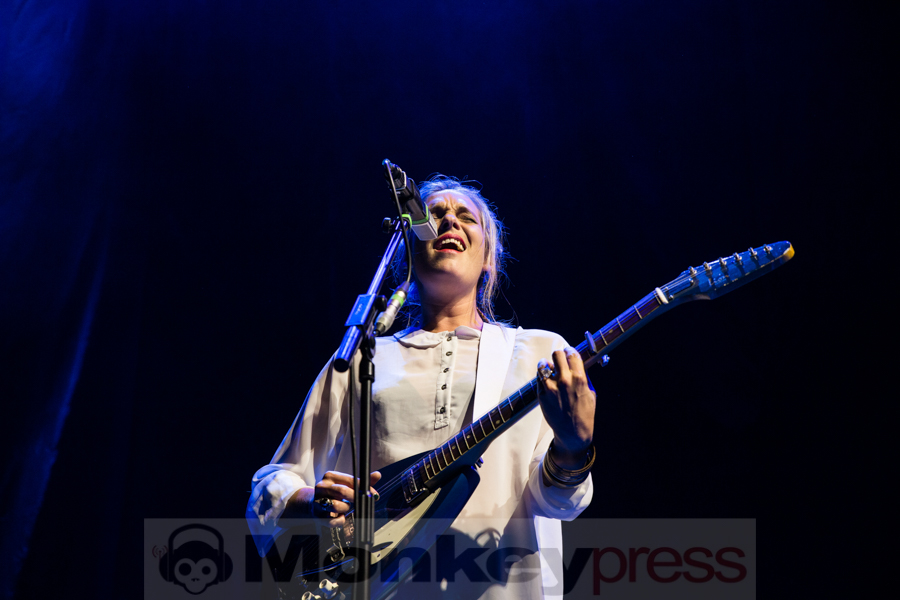 Sue The Night, © Angela Trabert