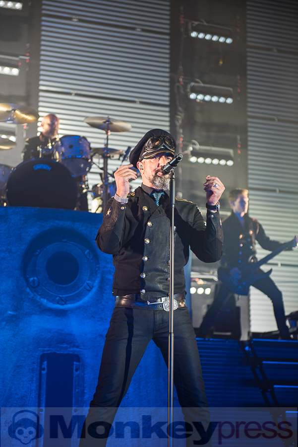 Eisbrecher, © Thomas Papenbreer