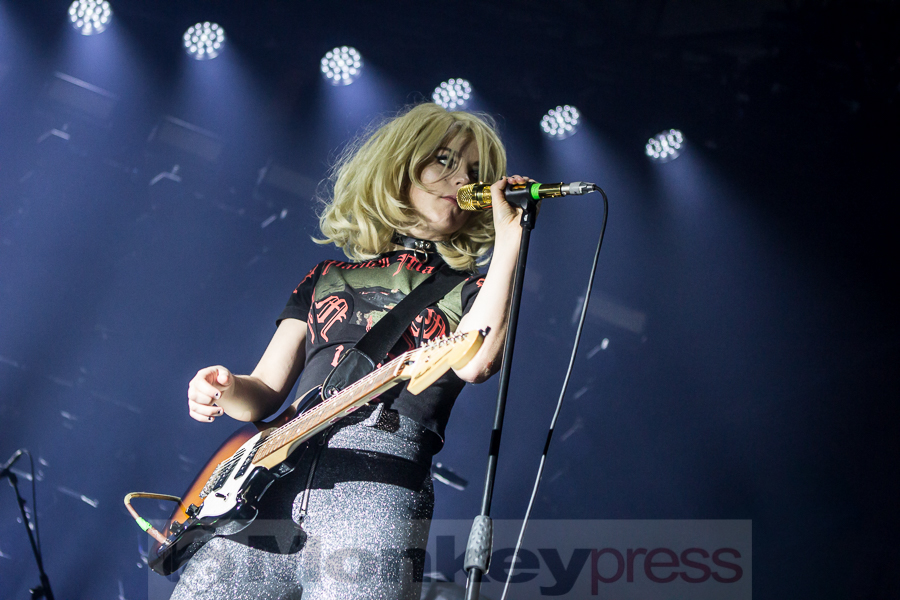 Fotos: BLACK HONEY Fotos: BLACK HONEY