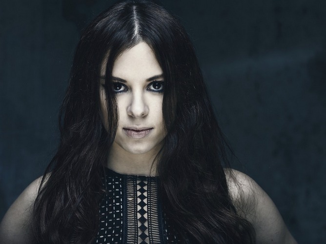 Interview: BEYOND THE BLACK (JENNIFER HABEN) Interview: BEYOND THE BLACK (JENNIFER HABEN)
