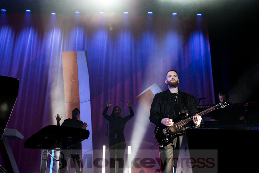 Hurts, © Angela Trabert