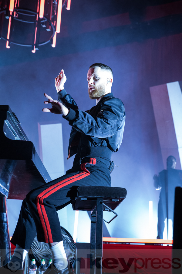 Hurts, © Angela Trabert