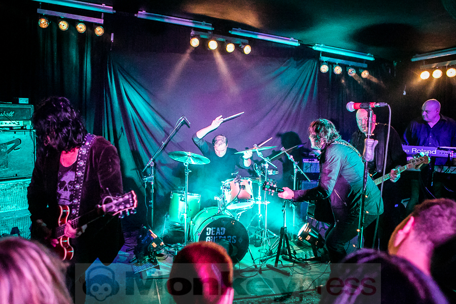 Dead Guitars, © Michael Gamon