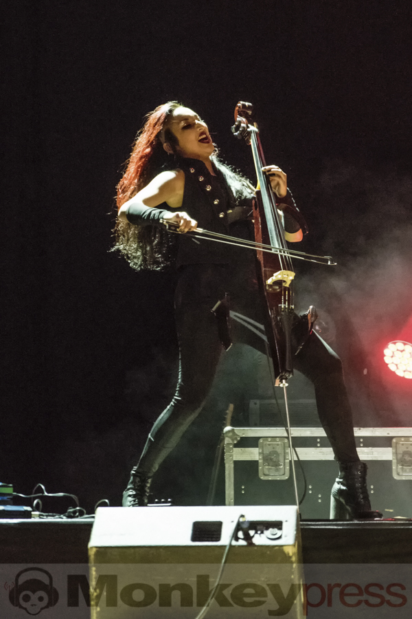 Grausame Töchter © Jana Breternitz