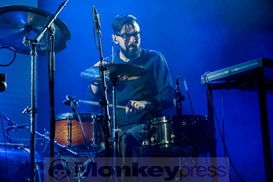 DYRTEBYTE © Angela Trabert