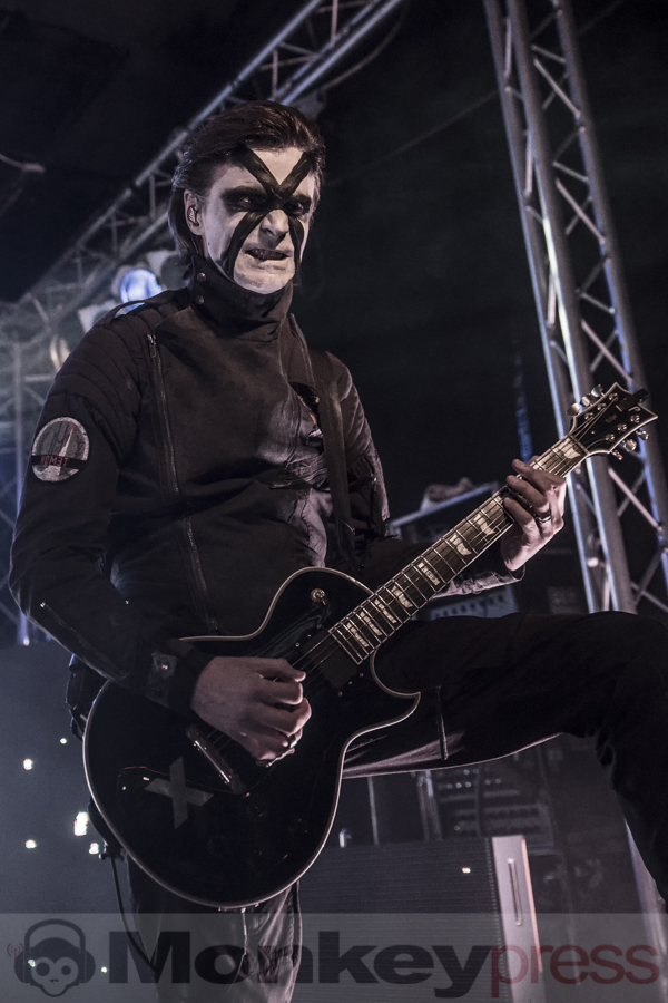 Megaherz © Jana Breternitz