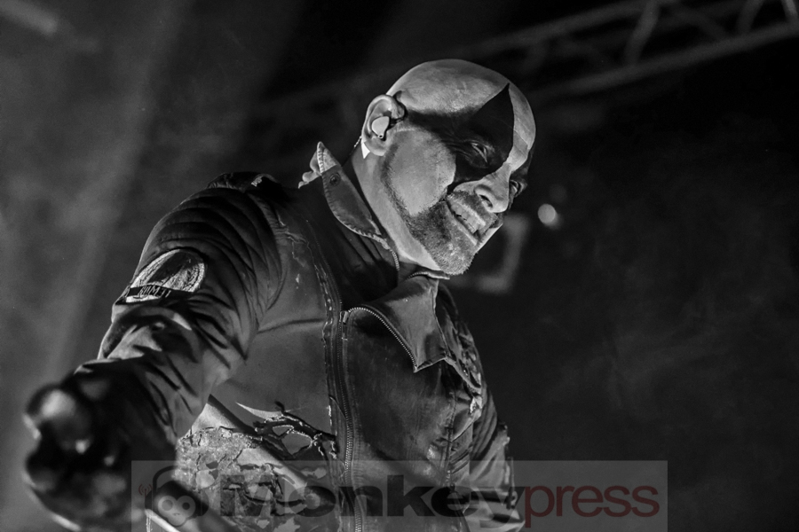 Megaherz © Jana Breternitz