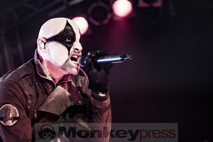 Megaherz © Jana Breternitz