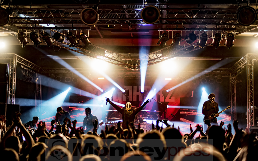 Megaherz © Jana Breternitz