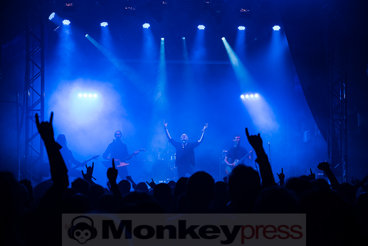 HELRUNAR – Die Meister des deutschen Black Metal offerieren drei exklusive Termine im Frühjahr HELRUNAR – Die Meister des deutschen Black Metal offerieren drei exklusive Termine im Frühjahr