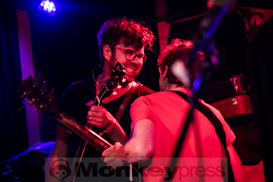 Throw That Beat In The Garbagecan © Michael Gamon