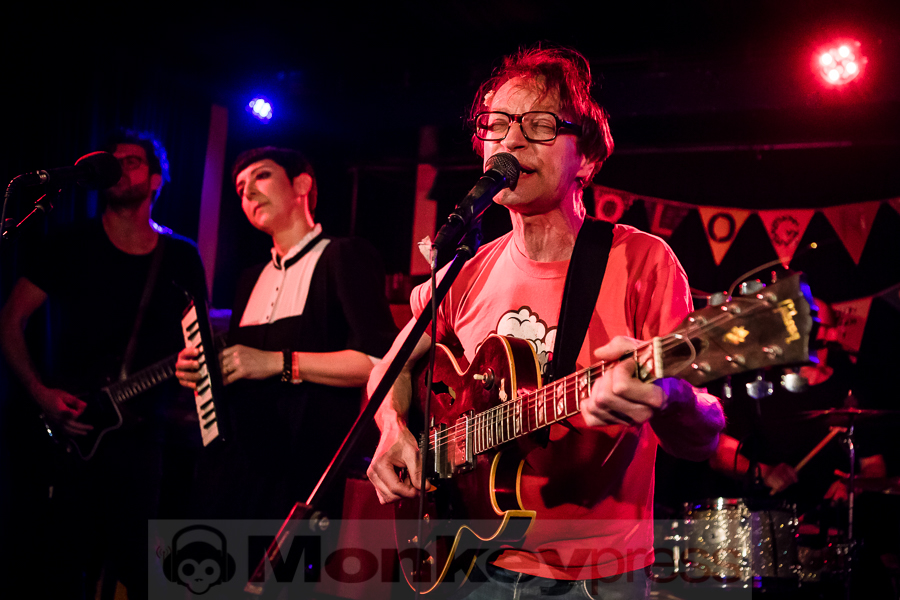 Throw That Beat In The Garbagecan © Michael Gamon