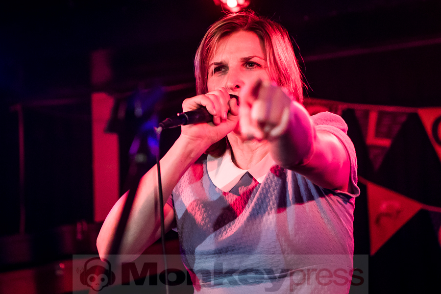 Throw That Beat In The Garbagecan © Michael Gamon