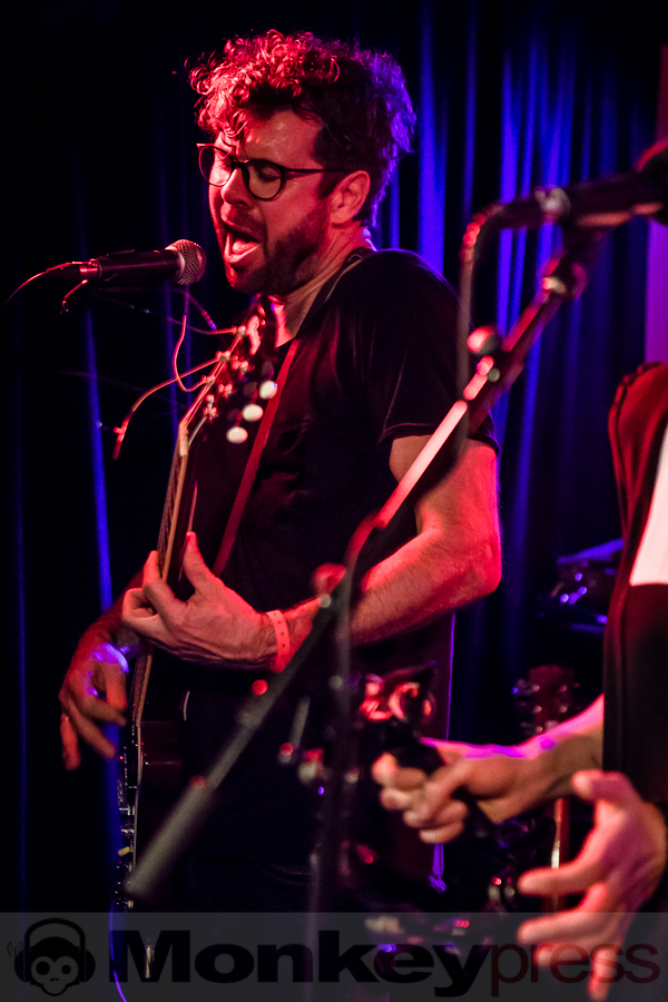 Throw That Beat In The Garbagecan © Michael Gamon