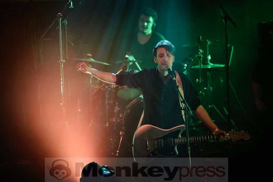 Last Leaf Down, © Daniel Beiderwieden