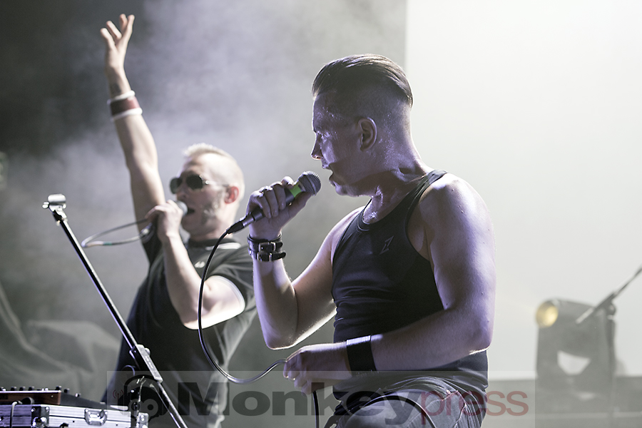 Tension Control ©Marcus Nathofer